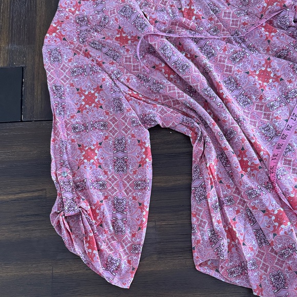 Fred David Pink Geometric Pullover Blouse - Picture 10 of 10